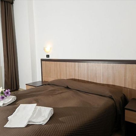 Hotel Chopin جنوة المظهر الخارجي الصورة