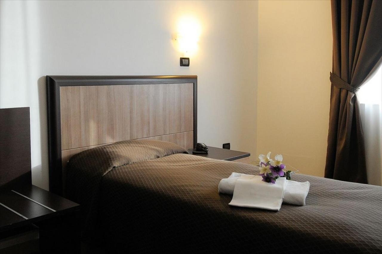 Hotel Chopin جنوة المظهر الخارجي الصورة